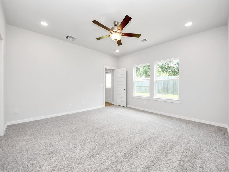 Spacious, unfurnished interior of a new home in Windmill Estates, Magnolia (Image 33).