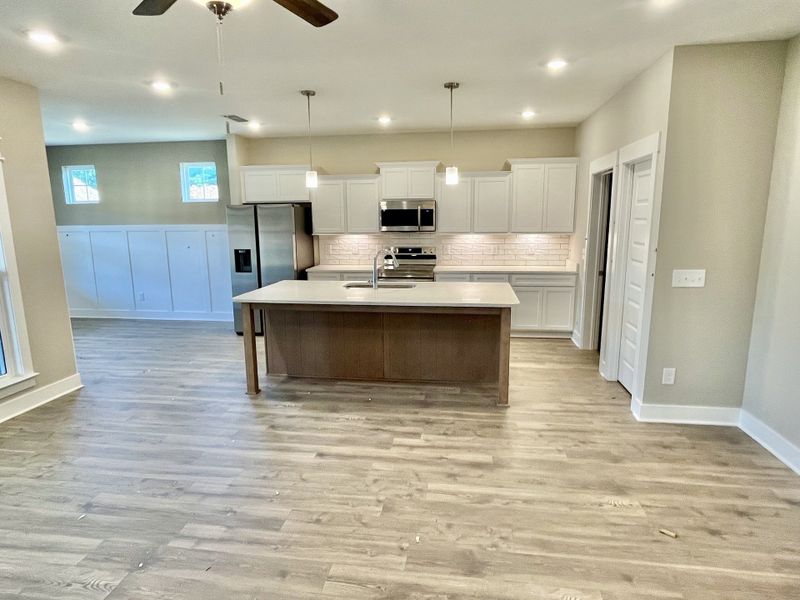 Stock. Who doesn't love a large island and a walk in pantry? Stock. Who doesn't love a large island and a walk in pantry?
