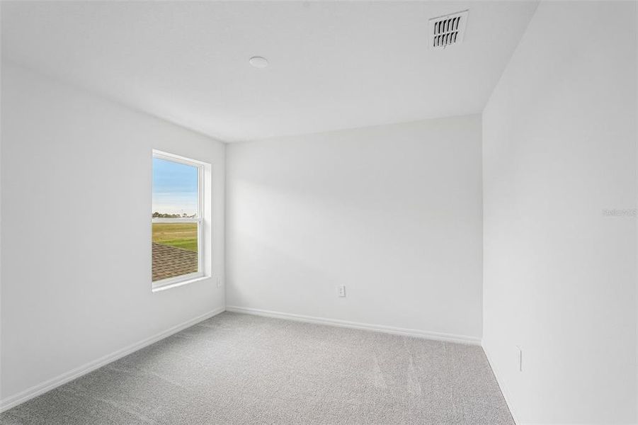 Spacious, unfurnished interior of a new home in Southpointe, Palmetto (Image 28). Spacious, unfurnished interior of a new home in Southpointe, Palmetto (Image 28).