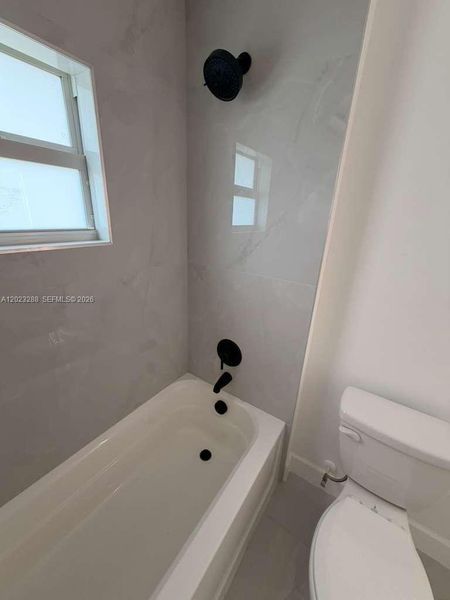 Image 21 of a home in .