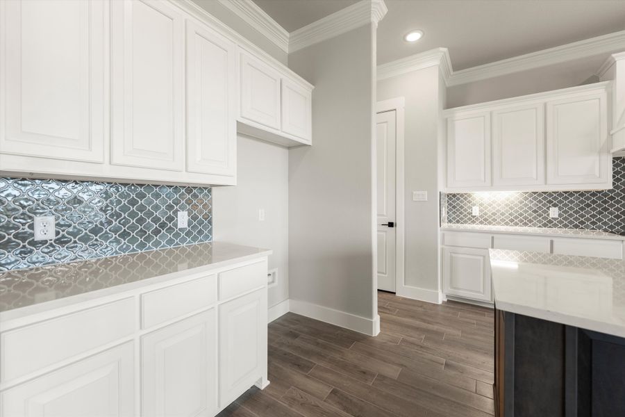 Furnished interior view inside a new home in Eagle Ridge Estates, Weatherford (Image 8).