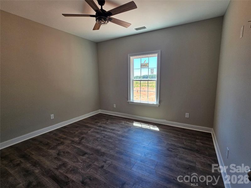 Spacious, unfurnished interior of a new home in , Lancaster (Image 4).