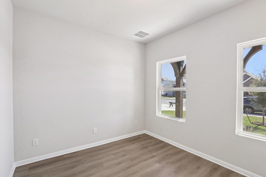 Spacious, unfurnished interior of a new home in Berry Creek Highlands, Georgetown (Image 23). Spacious, unfurnished interior of a new home in Berry Creek Highlands, Georgetown (Image 23).