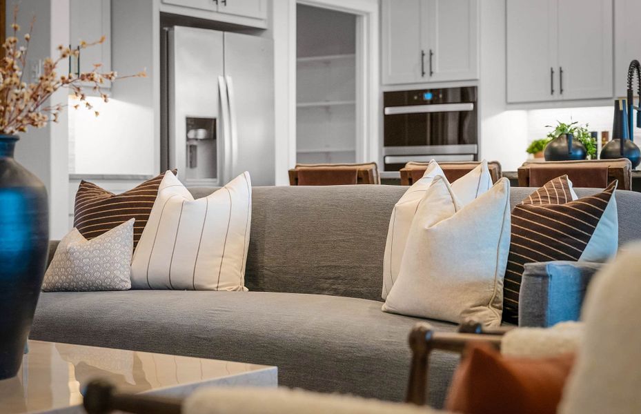 Representative furnished interior of a home built from the Prestige by Pulte Homes in 6 Creeks, Kyle (Image 6).