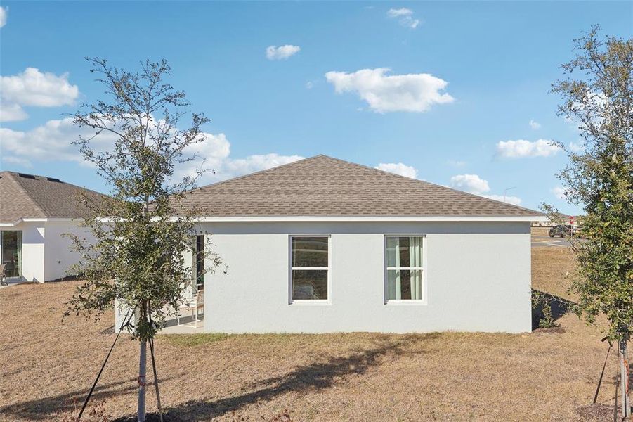 Exterior details and patio area of a home in , Lakeland (Image 4).