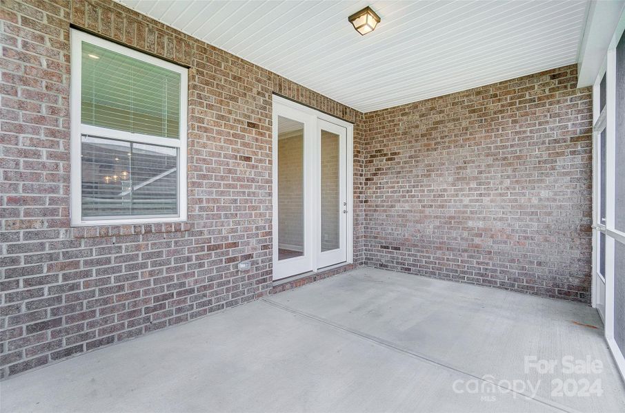 Screened Porch