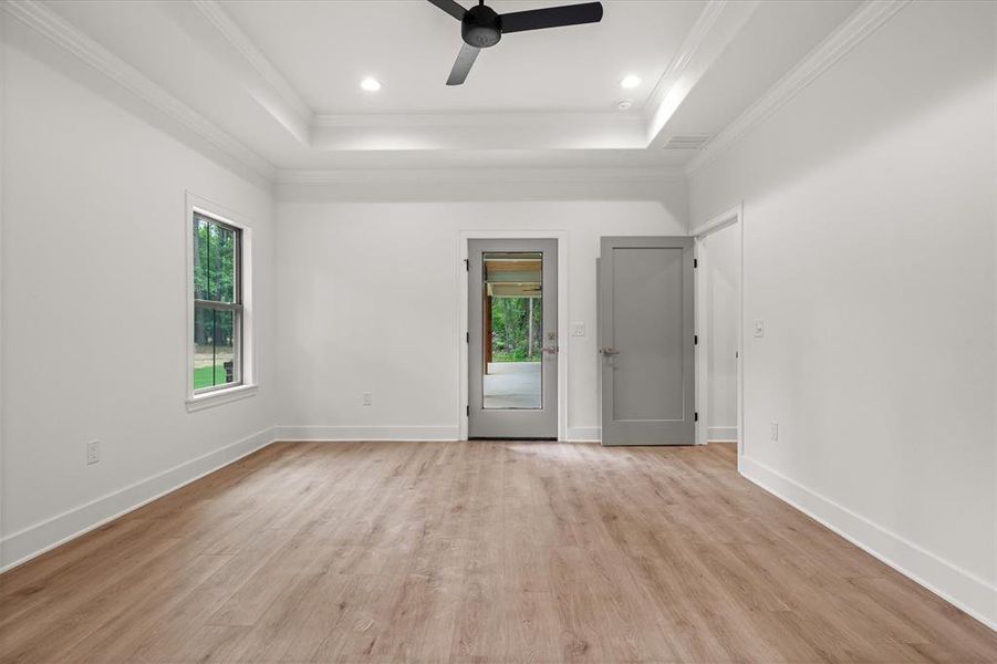 Spacious, unfurnished interior of a new home in , Grand Saline (Image 35).