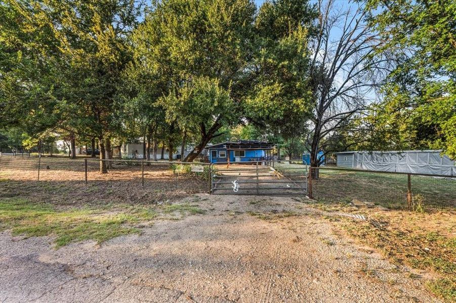 Image 33 of a home in . Image 33 of a home in .