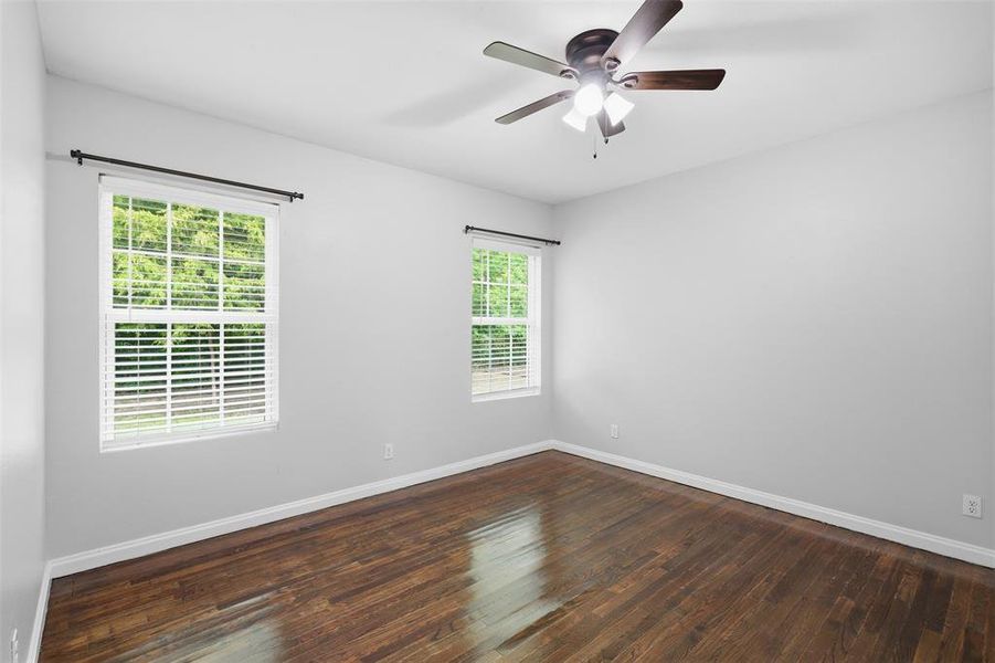 Spacious, unfurnished interior of a new home in , Azle (Image 11).