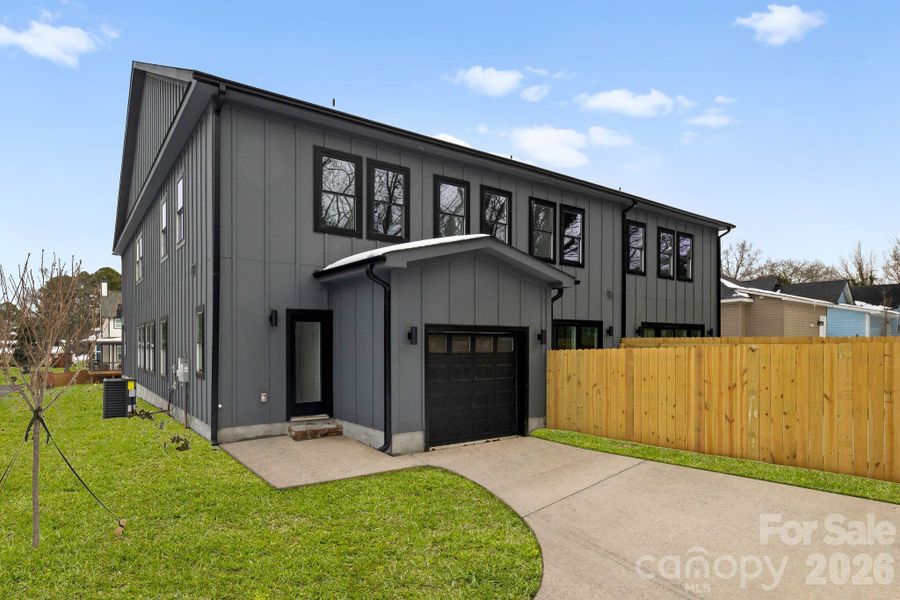 Exterior details and patio area of a home in , Charlotte (Image 4).