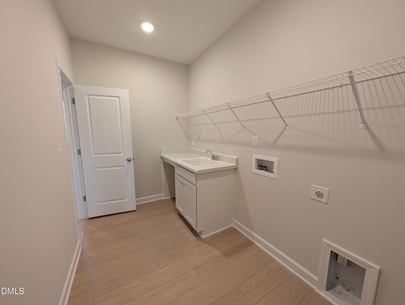 PXL_20260421_225804276.MP