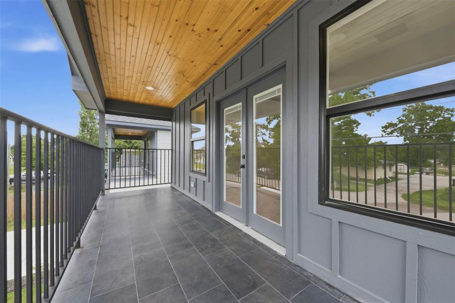 Exterior details and patio area of a home in , Houston (Image 4).