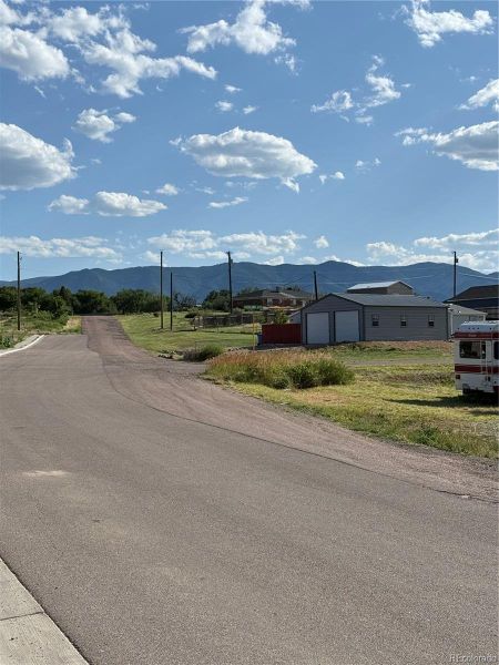 Image 35 of a home in .