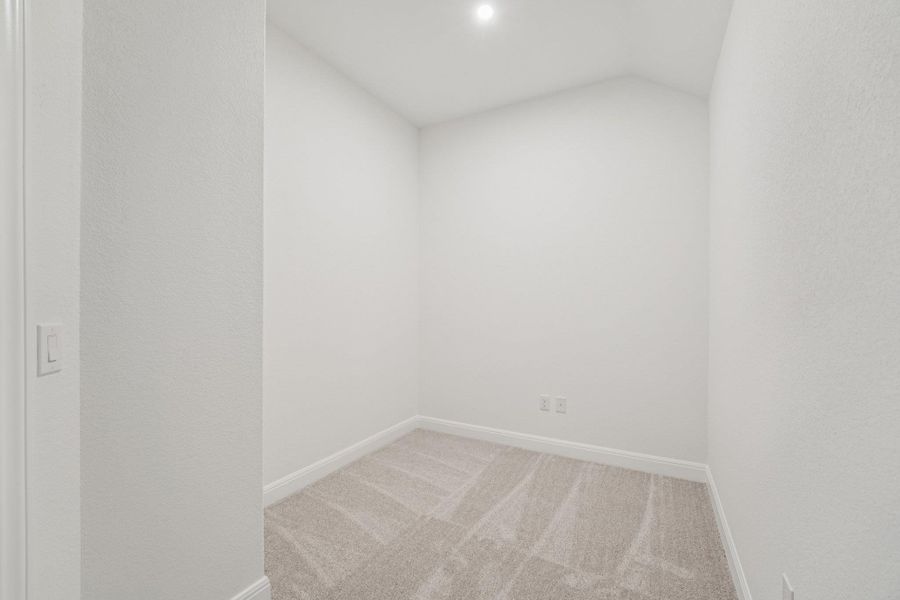 Spacious, unfurnished interior of a new home in Sage Hollow, Kyle (Image 25).