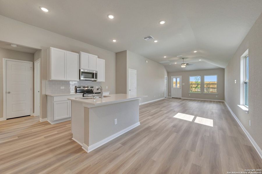 Image 39 of a home in Park Place. Image 39 of a home in Park Place.