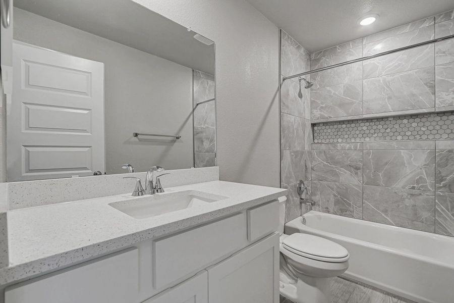 Representative furnished interior of a home built from the Texas Olive by View Homes in Emerald Estates, Horizon City (Image 19). Representative furnished interior of a home built from the Texas Olive by View Homes in Emerald Estates, Horizon City (Image 19).