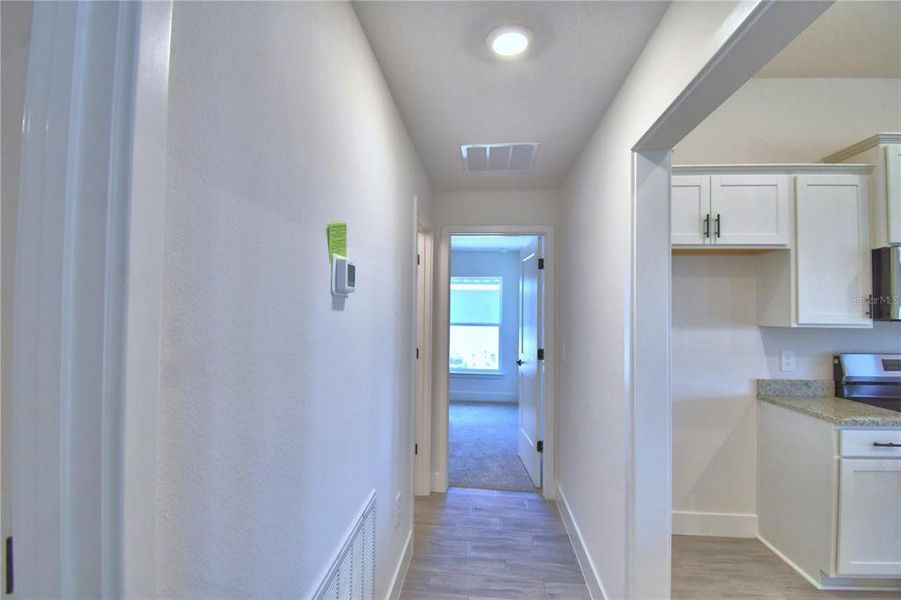 Spacious, unfurnished interior of a new home in Lake Juliana Estates, Auburndale (Image 21).