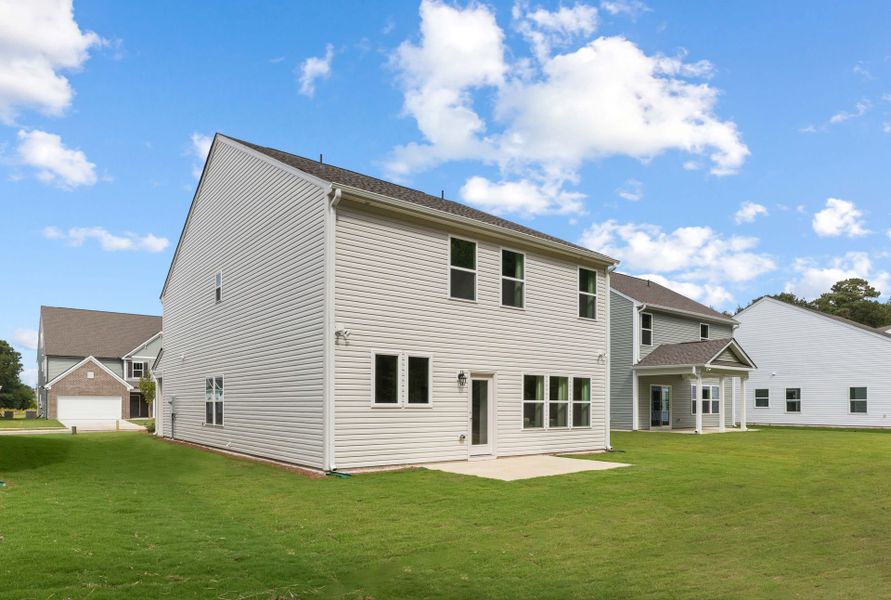 Exterior details and patio area of a home in Nathans Ridge, Lillington (Image 2).