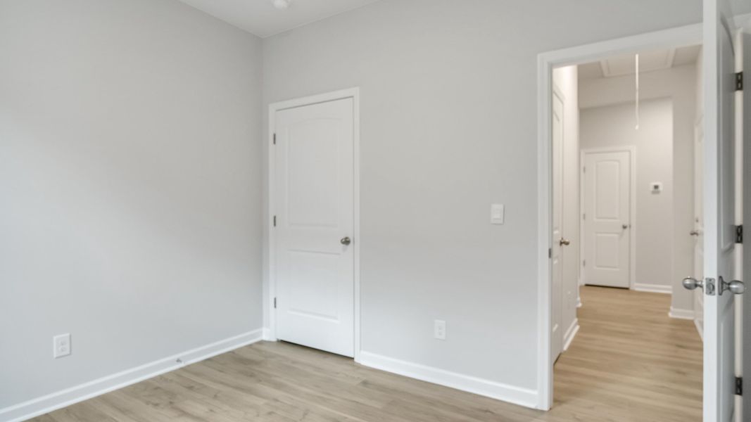 Spacious, unfurnished interior of a new home in Legacy Farms, White House (Image 25).