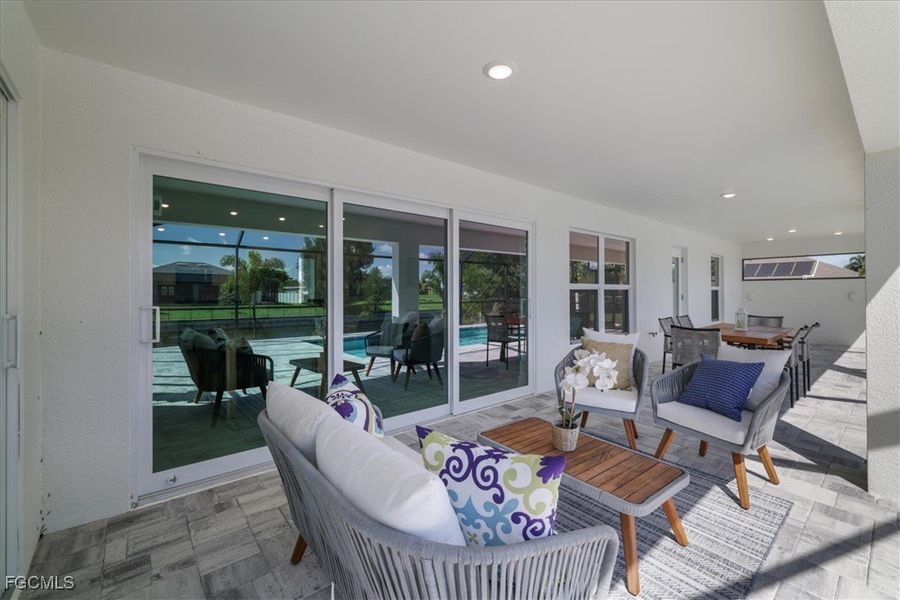 Furnished interior view inside a new home in Cape Coral, Cape Coral (Image 35).