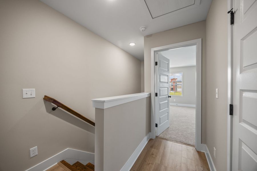 Modern Staircase and Thoughtful Interior Design Modern Staircase and Thoughtful Interior Design