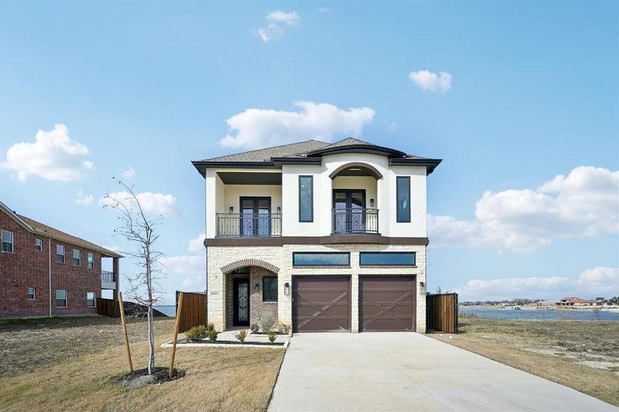 Newly constructed, expansive modern retreat overlooking Lake Ray Hubbard.