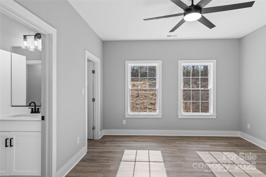 Spacious, unfurnished interior of a new home in , Winston-Salem (Image 17).