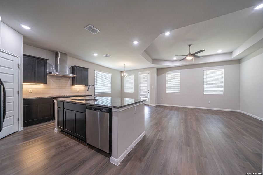 Furnished interior view inside a new home in Hannah Heights, Seguin (Image 10).
