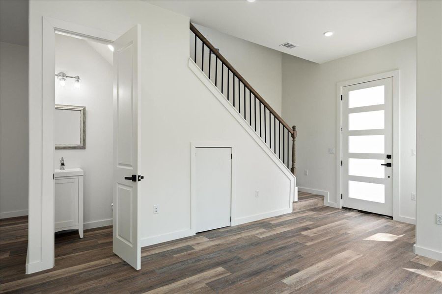 Image 37 of a home in .