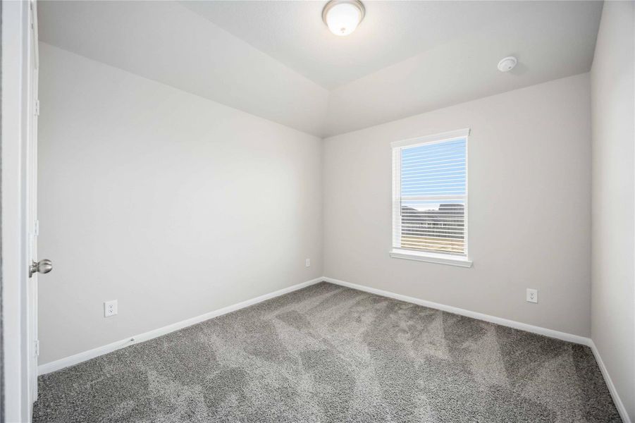 Spacious, unfurnished interior of a new home in Sunterra, Katy (Image 19).