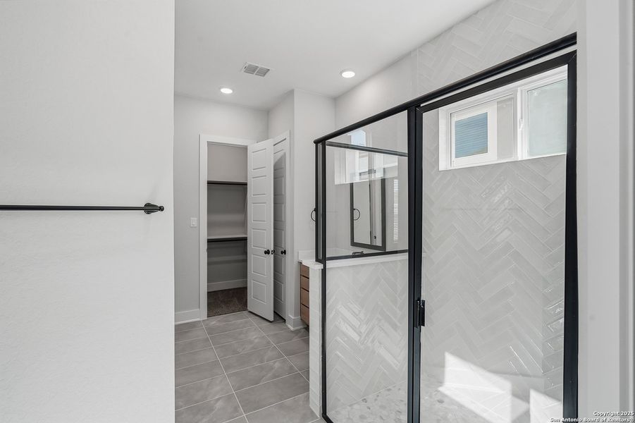 Furnished interior view inside a new home in Esperanza – New Phase Now Selling, Boerne (Image 9). Furnished interior view inside a new home in Esperanza – New Phase Now Selling, Boerne (Image 9).