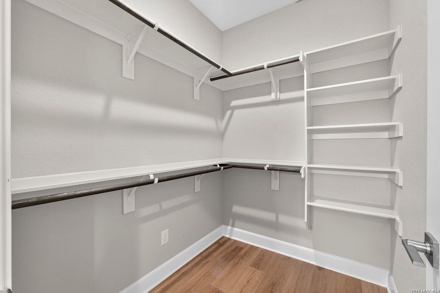 Spacious, unfurnished interior of a new home in Friedrich Hill, San Antonio (Image 20).