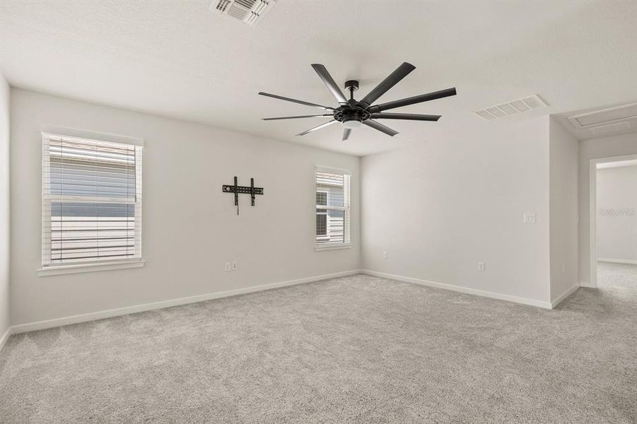 Spacious, unfurnished interior of a new home in , Apopka (Image 19).