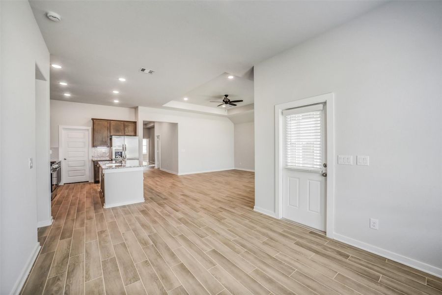 Spacious, unfurnished interior of a new home in Windmill Estates, Magnolia (Image 23).