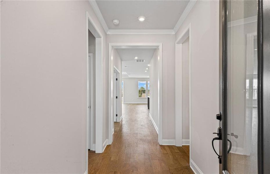 Furnished interior view inside a new home in Del Webb at Lake Oconee, Greensboro (Image 7). Furnished interior view inside a new home in Del Webb at Lake Oconee, Greensboro (Image 7).