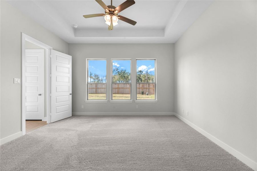 Representative image. Features, specifications, selections and colors may vary.