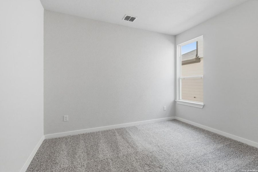 Spacious, unfurnished interior of a new home in Red Hawk Landing, San Antonio (Image 19).