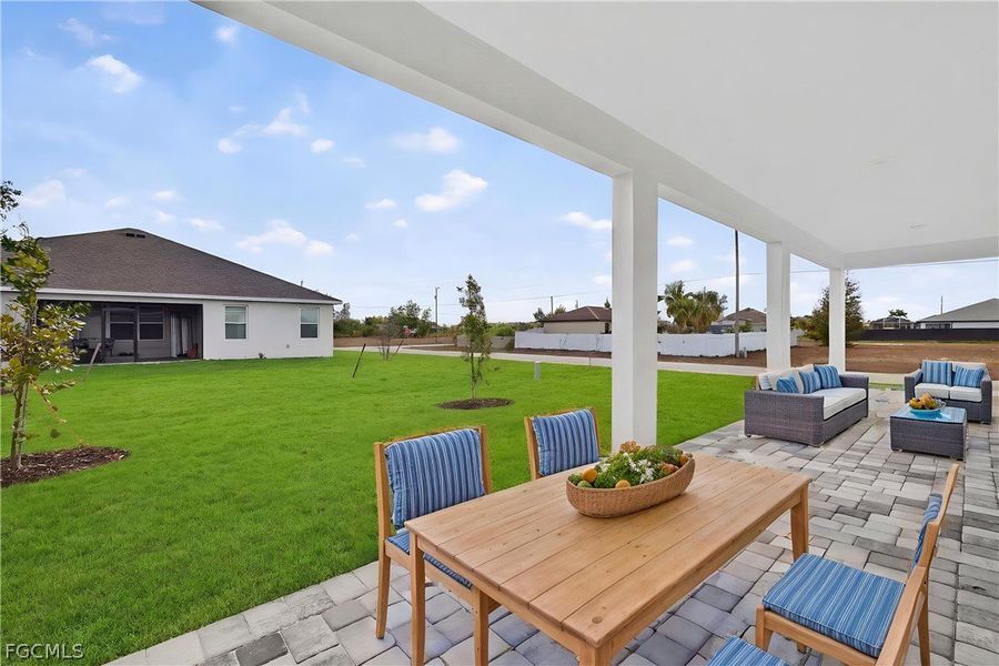 Exterior details and patio area of a home in Cape Coral, Cape Coral (Image 15).