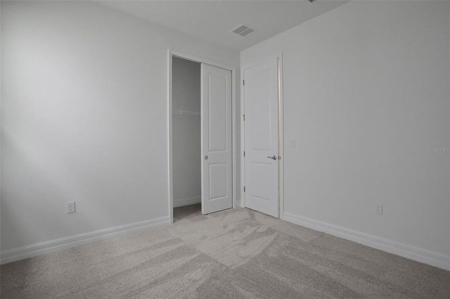 Spacious, unfurnished interior of a new home in Turnleaf, Punta Gorda (Image 13).