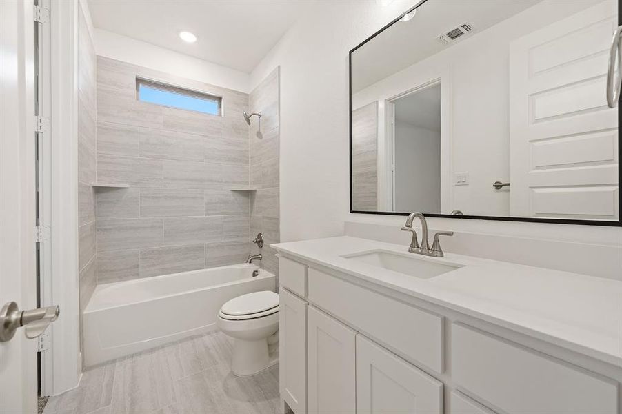 Furnished interior view inside a new home in Settlers Glen, New Fairview (Image 8).