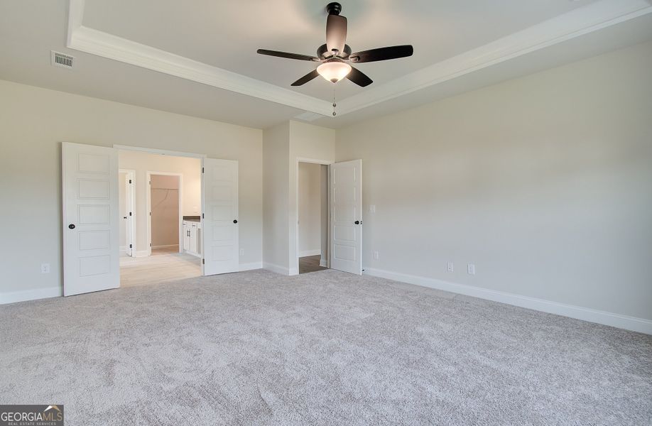 Spacious, unfurnished interior of a new home in Rosewood Lake Preserve, Hoschton (Image 30). Spacious, unfurnished interior of a new home in Rosewood Lake Preserve, Hoschton (Image 30).