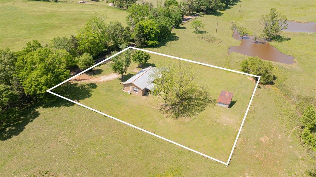 Image 33 of a home in .