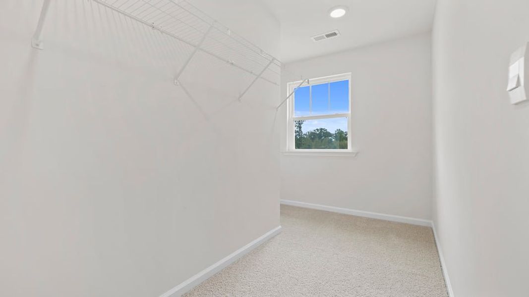 Spacious, unfurnished interior of a new home in Harrier Point, Woodruff (Image 28).