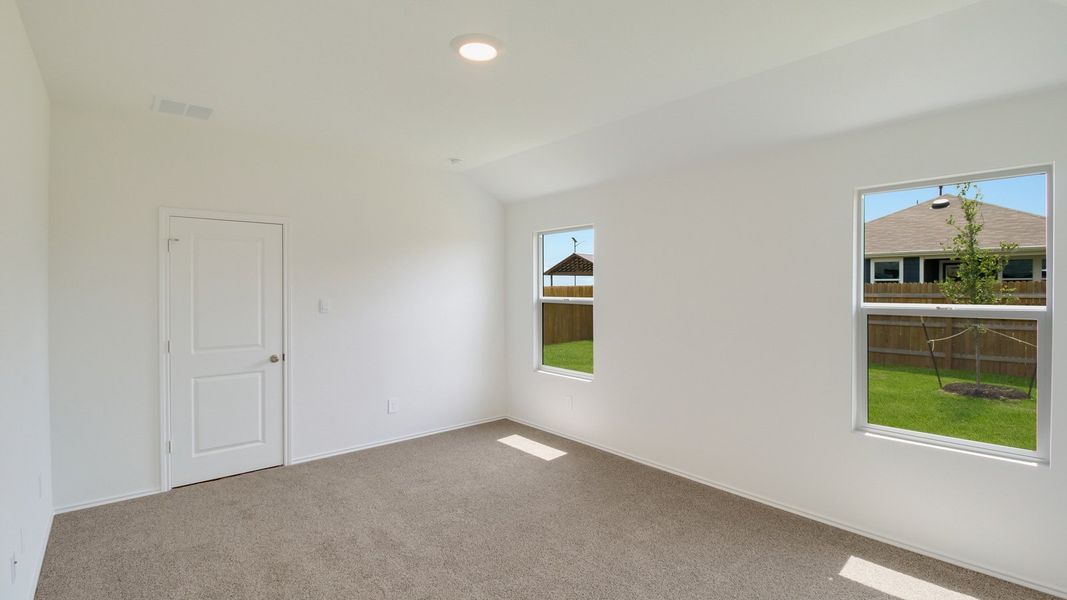 Representative unfurnished interior of a home built from the The Gaven by D.R. Horton in Wayside, Uhland (Image 12).