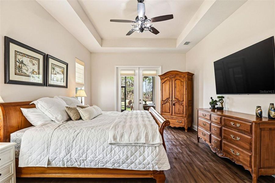 Furnished interior view inside a new home in , Wesley Chapel (Image 32).