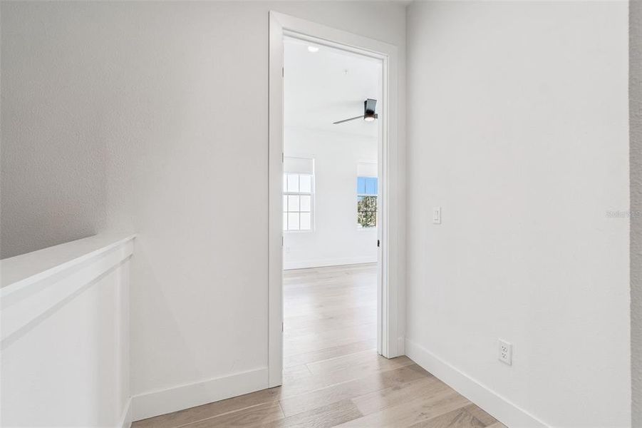 Spacious, unfurnished interior of a new home in , St. Petersburg (Image 29).