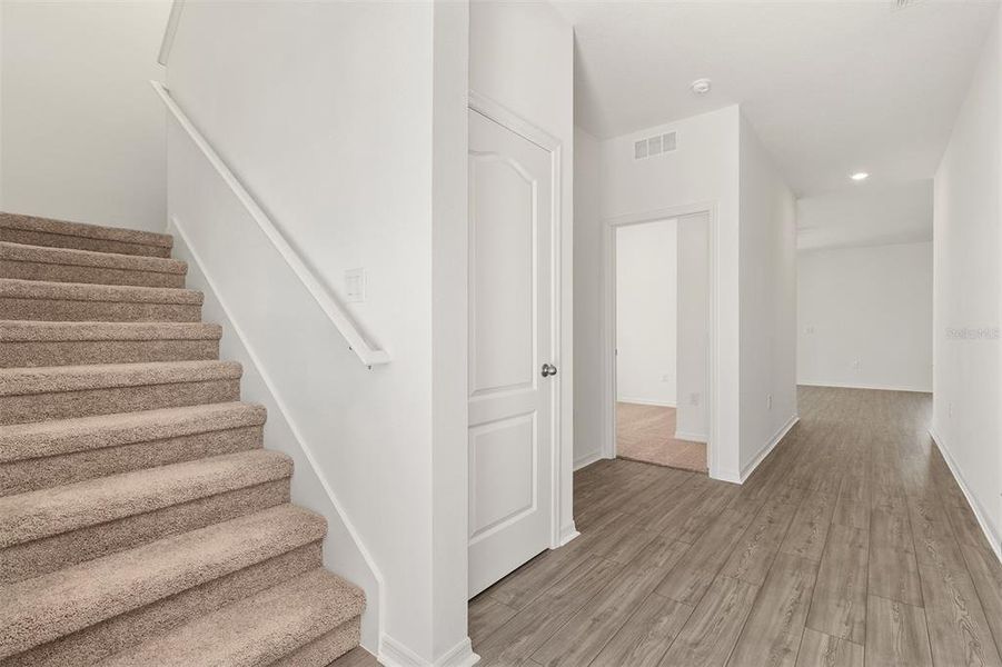 Spacious, unfurnished interior of a new home in Peach Crossings, Winter Haven (Image 16).