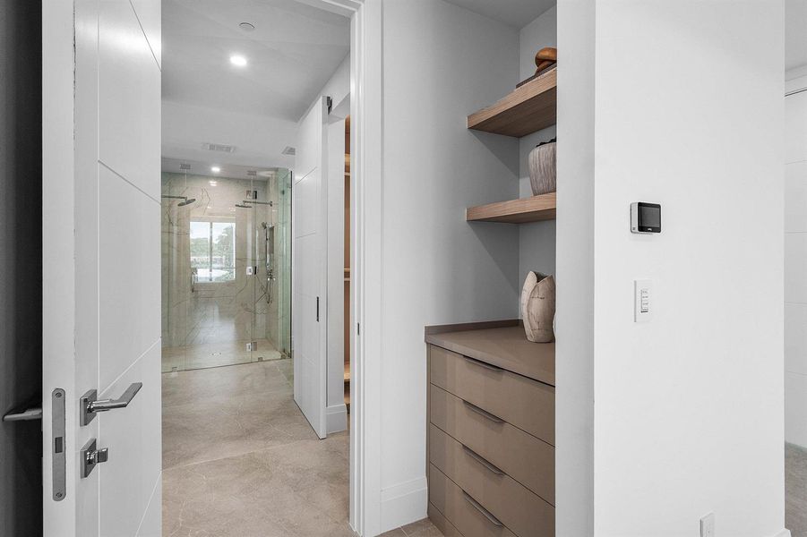 029-87IsleofVeniceDrive-FortLauderdale-F