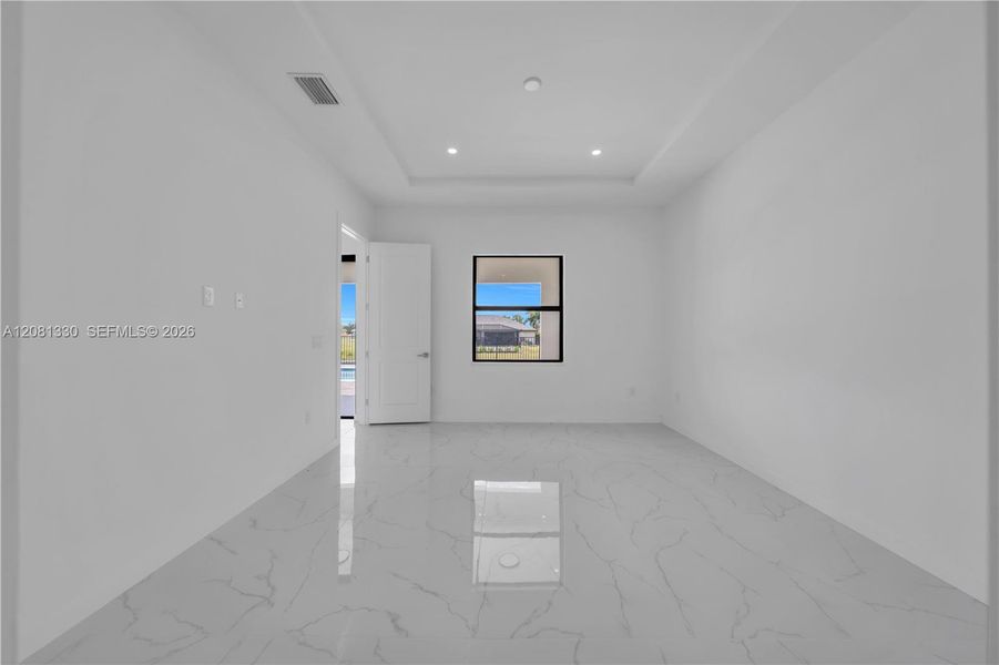 Spacious, unfurnished interior of a new home in , Cape Coral (Image 43). Spacious, unfurnished interior of a new home in , Cape Coral (Image 43).