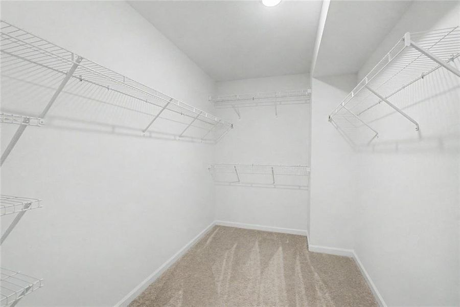 Spacious, unfurnished interior of a new home in , Atlanta (Image 20).